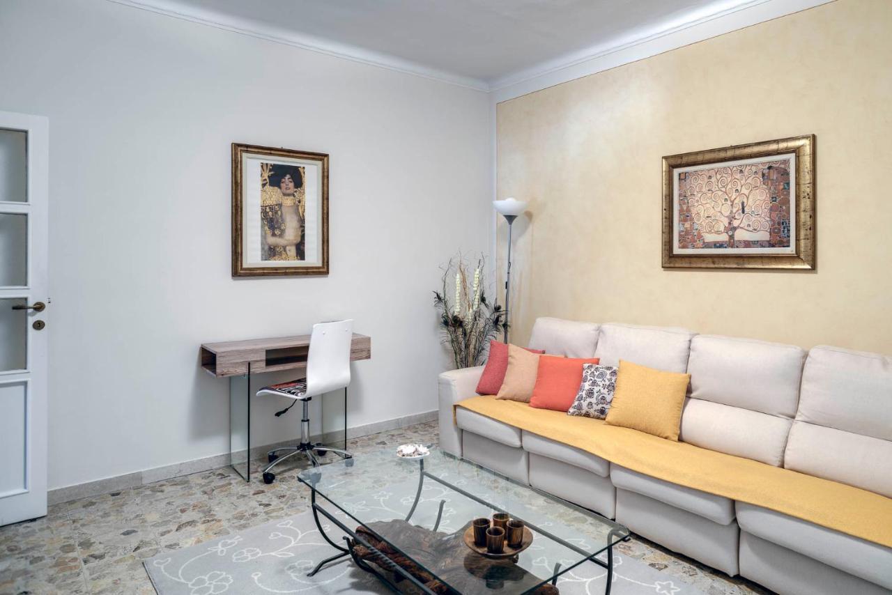 Sentirsi A Casa, Lontano Da Casa-Feel At Home Away From Home Caronno Pertusella Εξωτερικό φωτογραφία